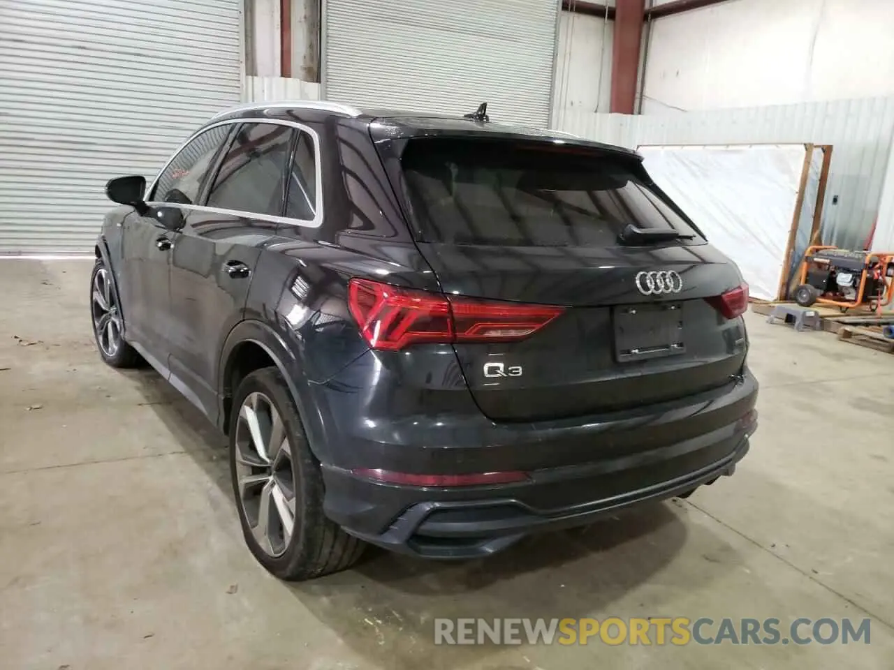 3 fotografías del automóvil dañado WA1EECF37L1020863 AUDI Q3 2020
