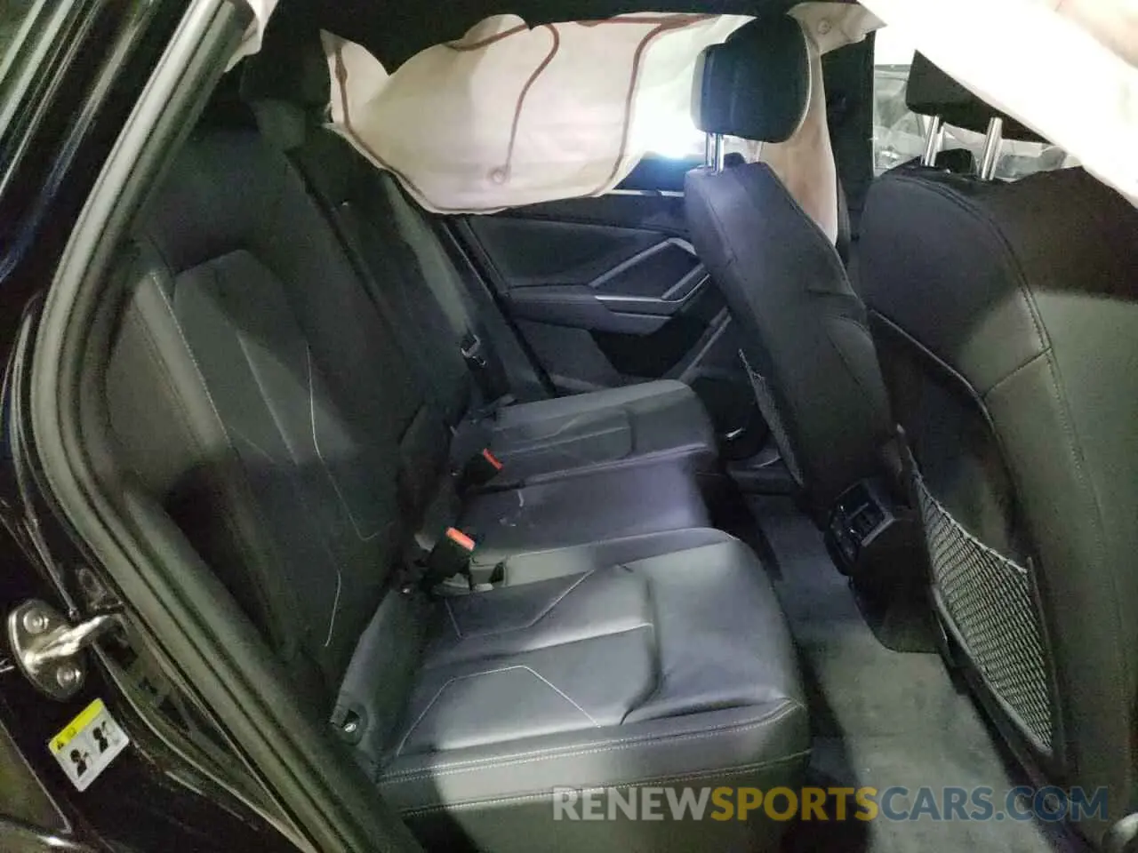 6 fotografías del automóvil dañado WA1EECF37L1020863 AUDI Q3 2020