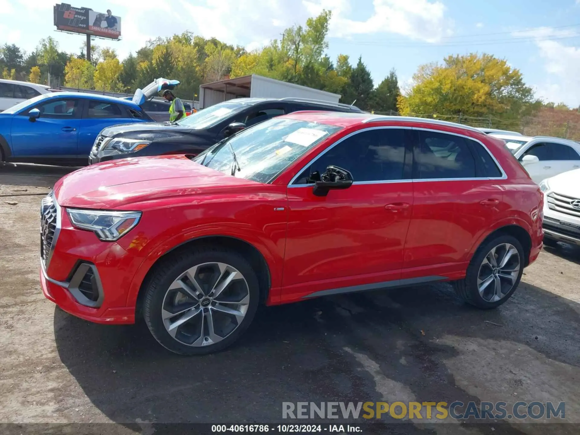 14 fotografías del automóvil dañado WA1EECF38L1088492 AUDI Q3 2020