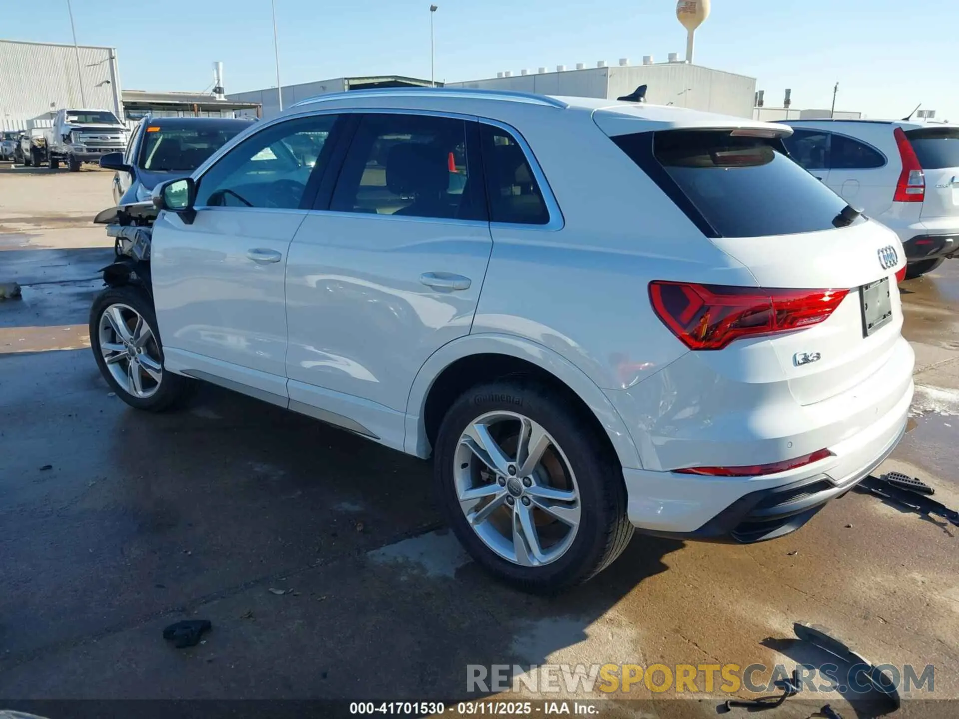3 fotografías del automóvil dañado WA1EECF38L1089030 AUDI Q3 2020