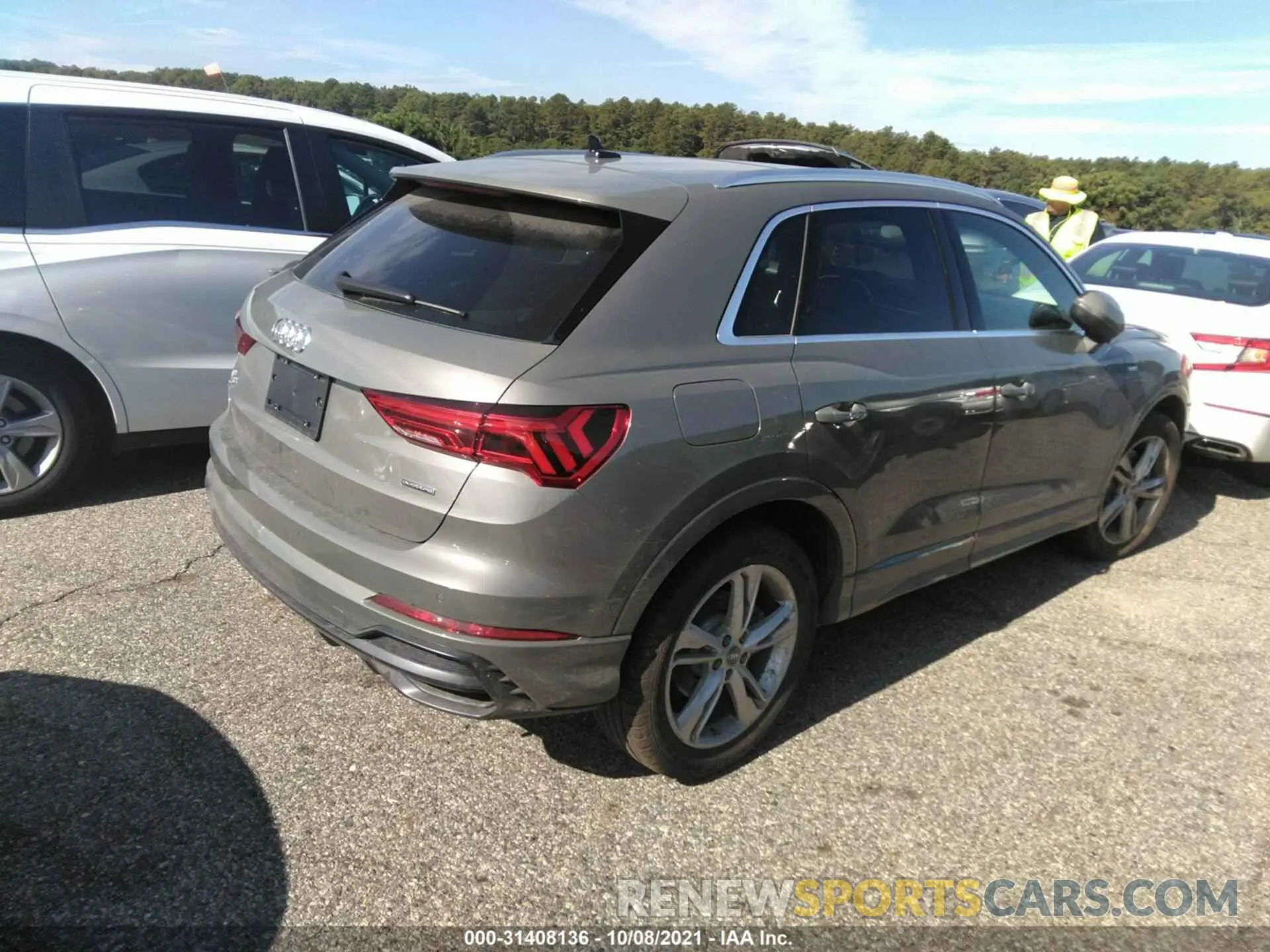 4 fotografías del automóvil dañado WA1FECF32L1036487 AUDI Q3 2020