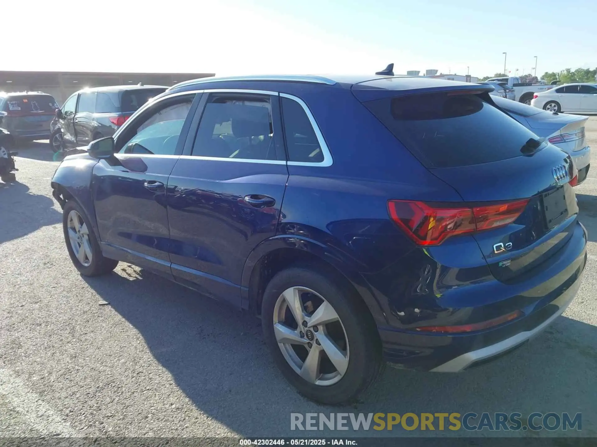 14 fotografías del automóvil dañado WA1AUCF31M1066532 AUDI Q3 2021