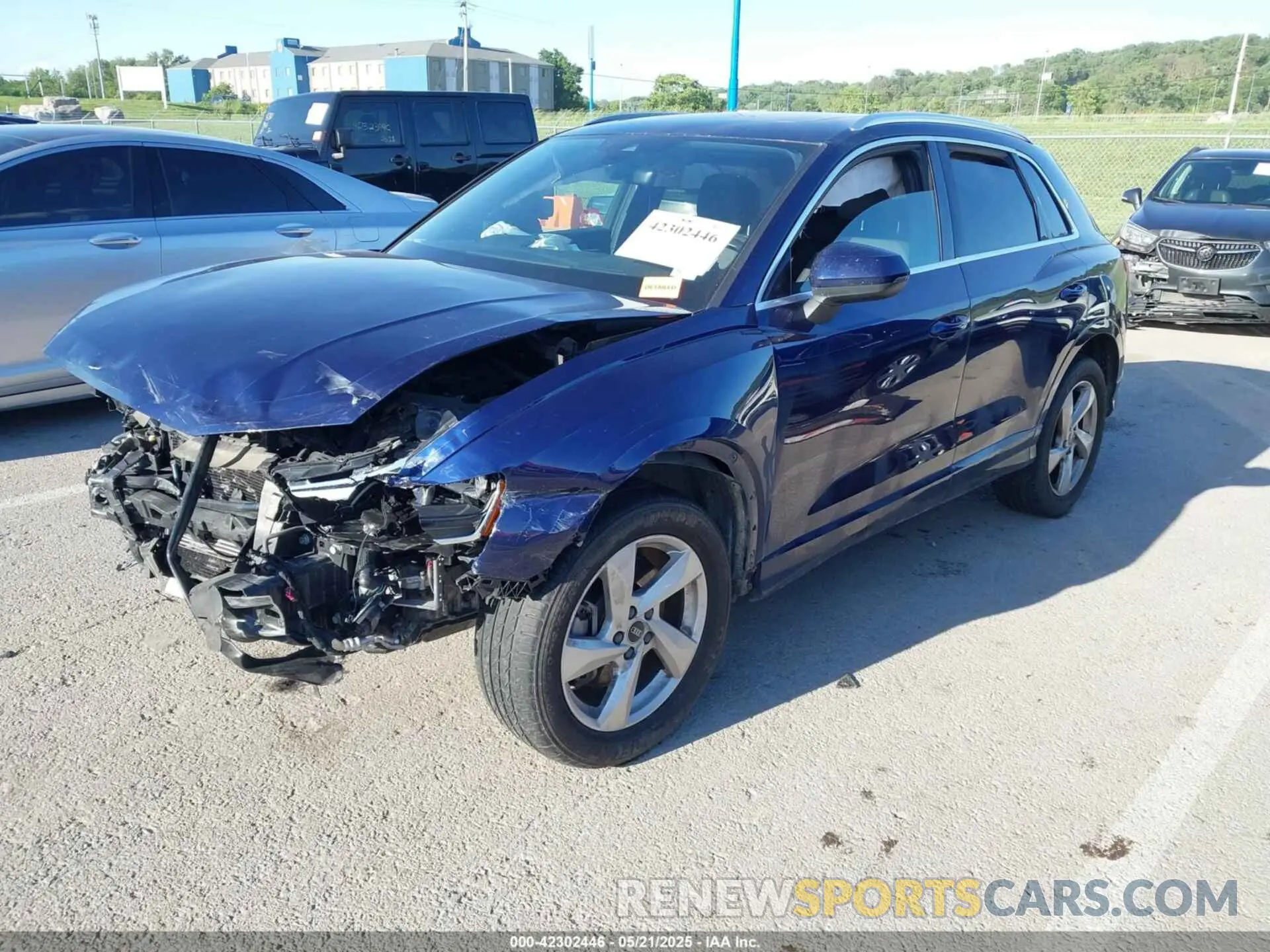 2 fotografías del automóvil dañado WA1AUCF31M1066532 AUDI Q3 2021