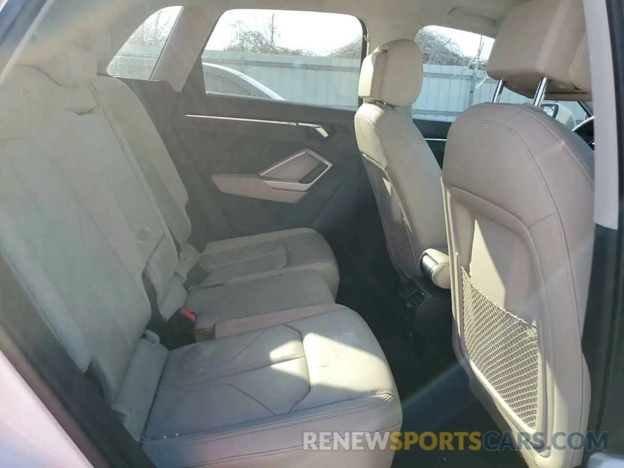 10 fotografías del automóvil dañado WA1AUCF32M1067589 AUDI Q3 2021