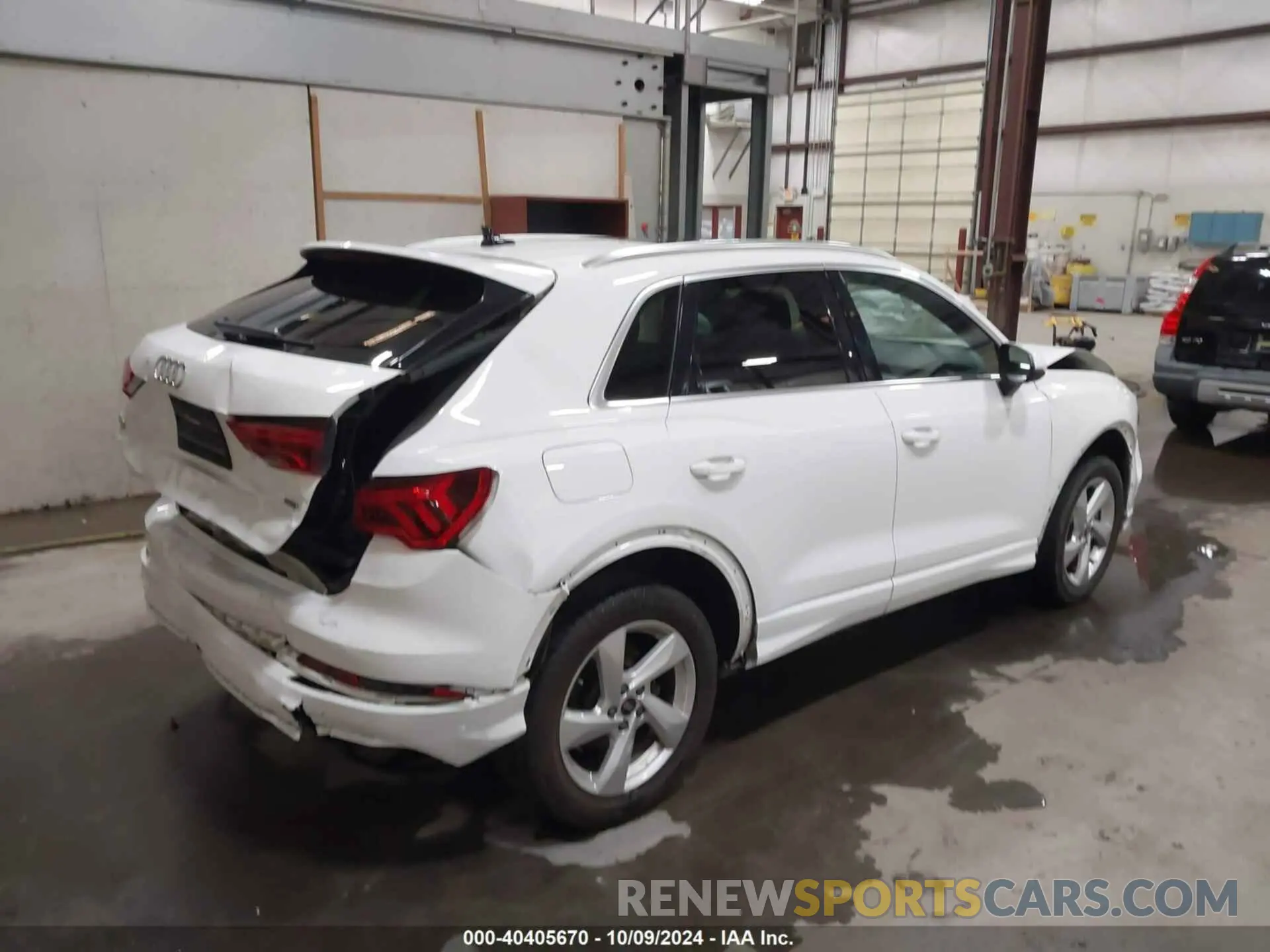 4 fotografías del automóvil dañado WA1AUCF32M1095165 AUDI Q3 2021