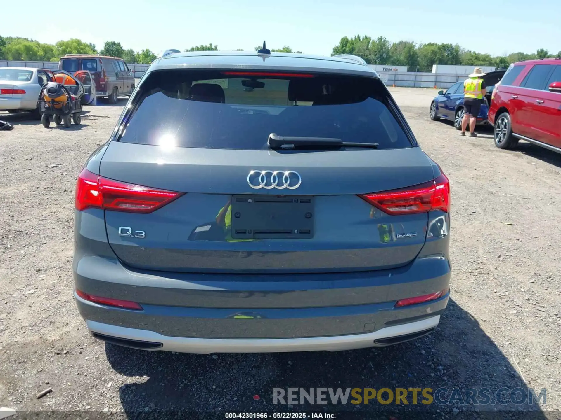 16 fotografías del automóvil dañado WA1AUCF35M1065609 AUDI Q3 2021