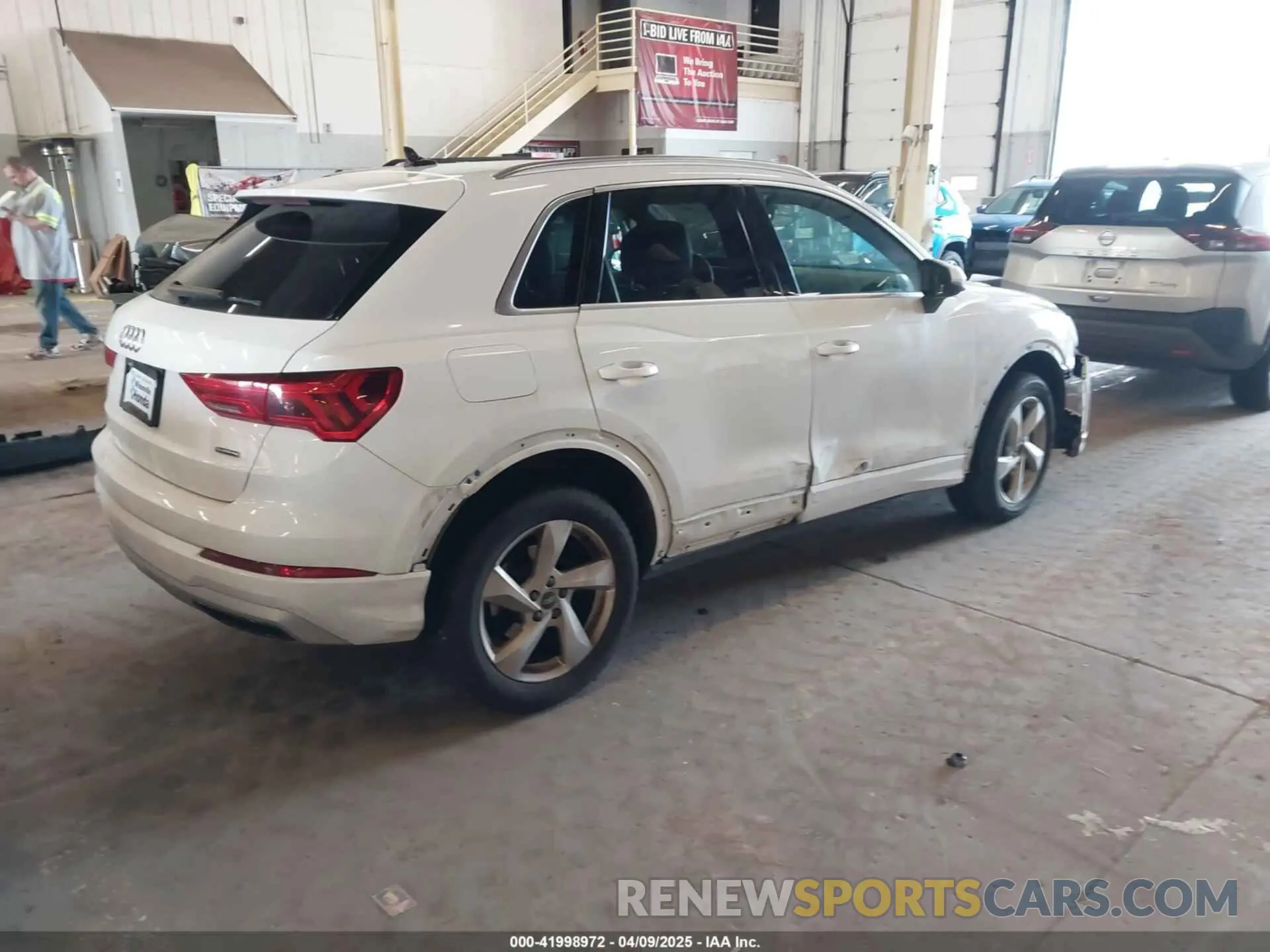 4 fotografías del automóvil dañado WA1AUCF36M1089224 AUDI Q3 2021