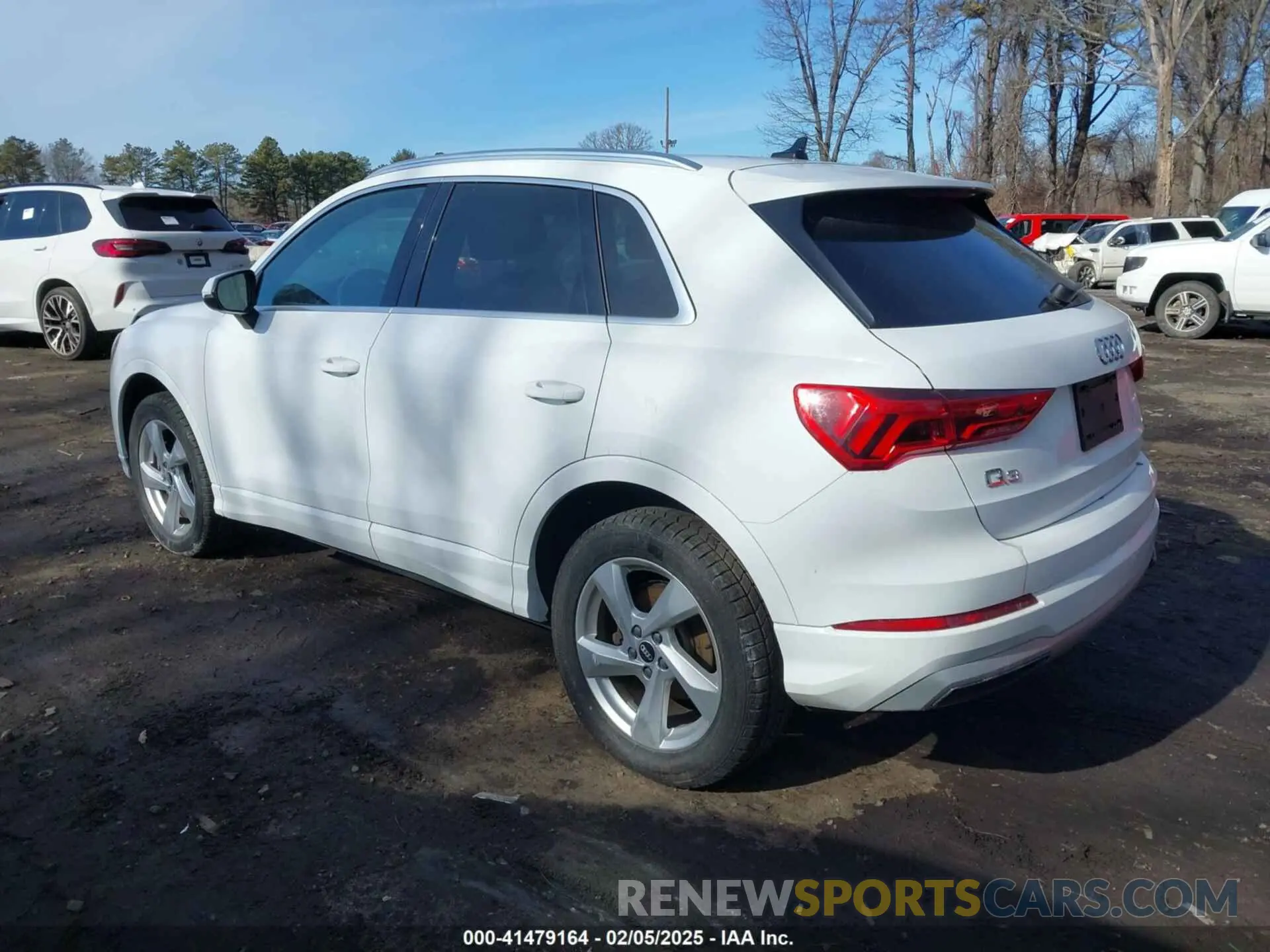 14 fotografías del automóvil dañado WA1AUCF36M1089370 AUDI Q3 2021