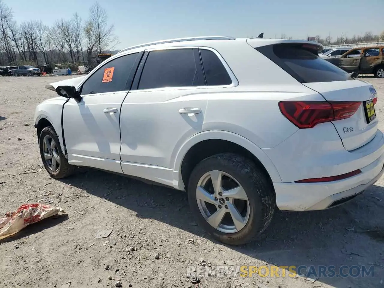2 fotografías del automóvil dañado WA1AUCF36M1097372 AUDI Q3 2021