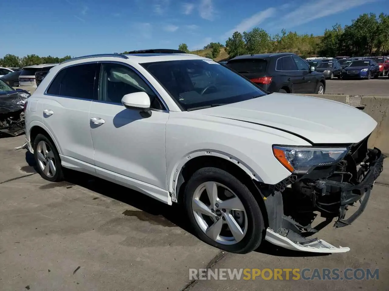 4 fotografías del automóvil dañado WA1AUCF38M1067676 AUDI Q3 2021