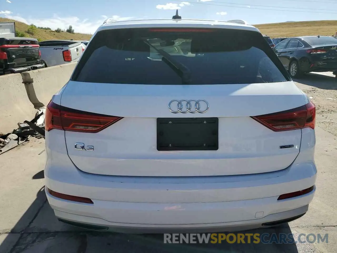 6 fotografías del automóvil dañado WA1AUCF38M1067676 AUDI Q3 2021