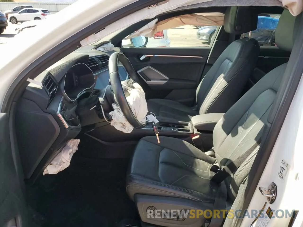 7 fotografías del automóvil dañado WA1AUCF38M1067676 AUDI Q3 2021