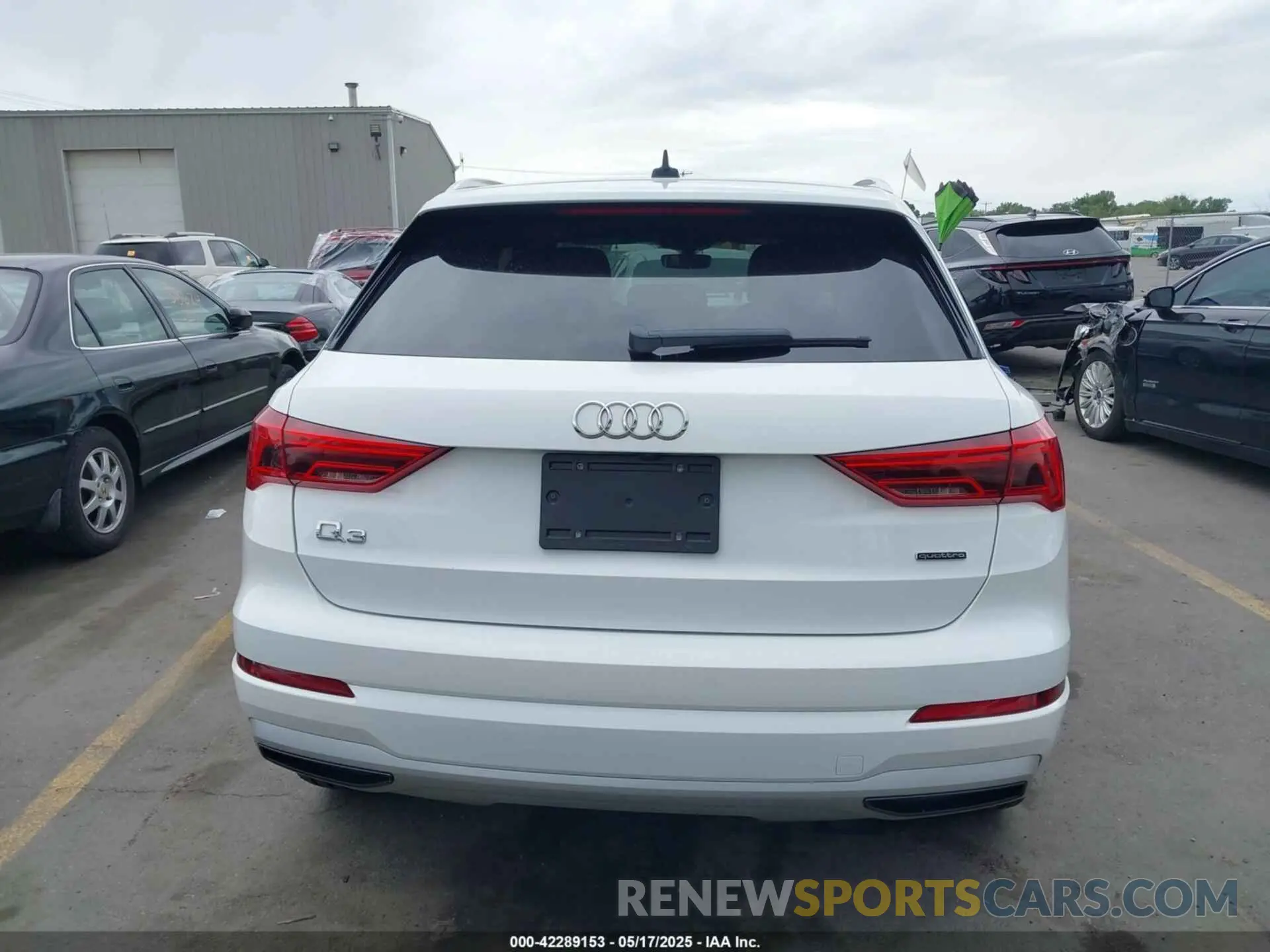 15 fotografías del automóvil dañado WA1AUCF39M1068531 AUDI Q3 2021
