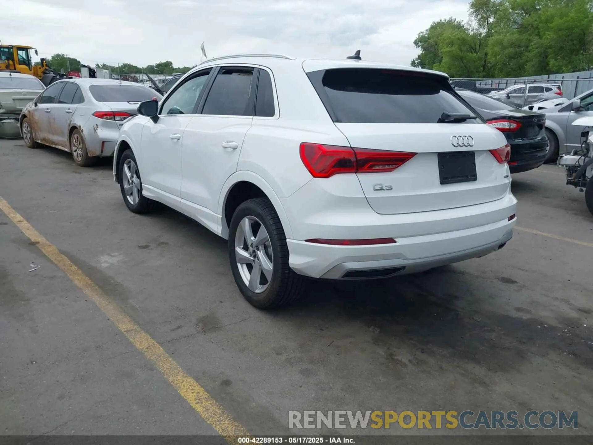 3 fotografías del automóvil dañado WA1AUCF39M1068531 AUDI Q3 2021