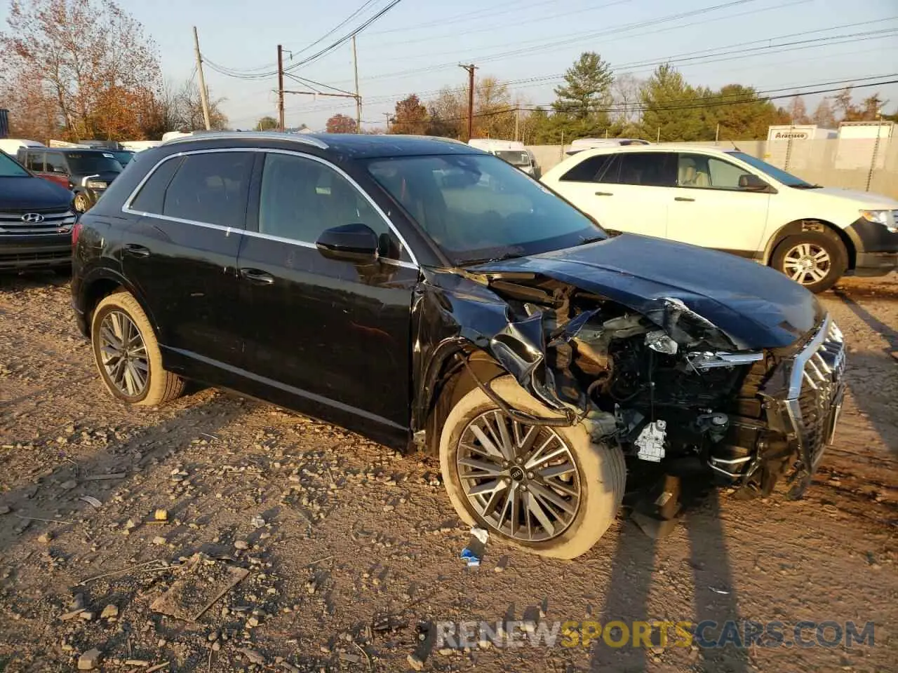 4 fotografías del automóvil dañado WA1AUCF3XM1085063 AUDI Q3 2021