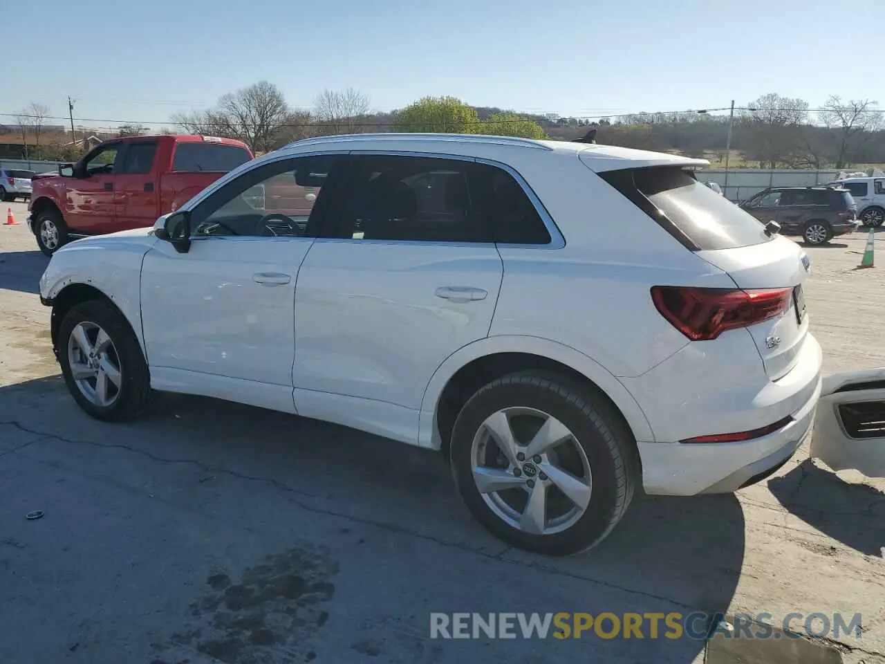 2 fotografías del automóvil dañado WA1AUCF3XM1092773 AUDI Q3 2021