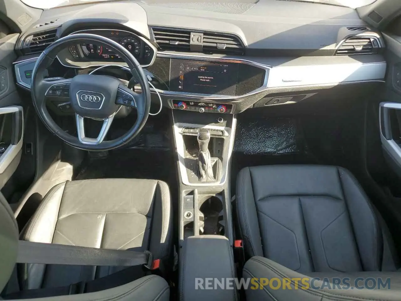 8 fotografías del automóvil dañado WA1AUCF3XM1092773 AUDI Q3 2021