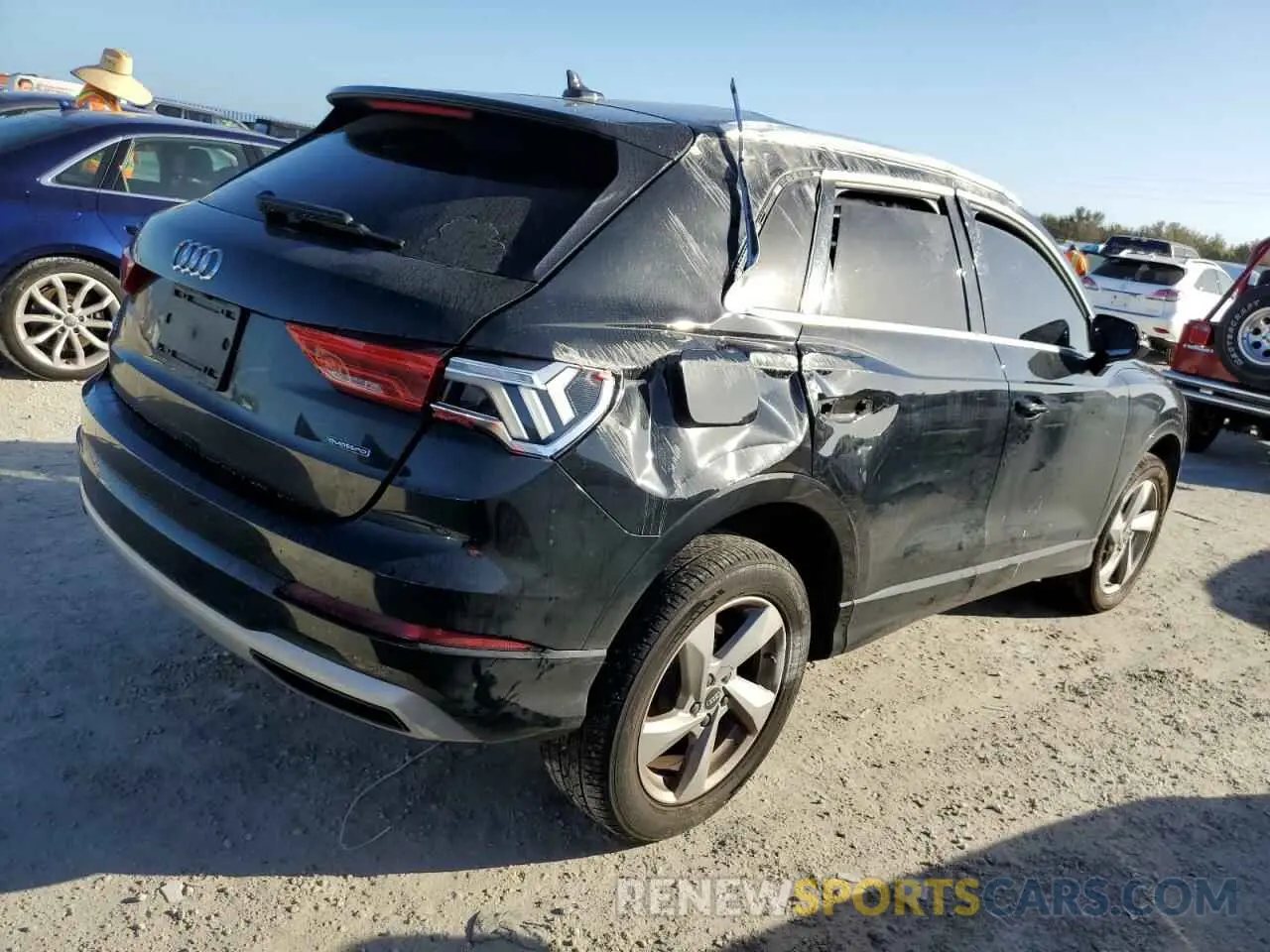 3 fotografías del automóvil dañado WA1AUCF3XM1102072 AUDI Q3 2021