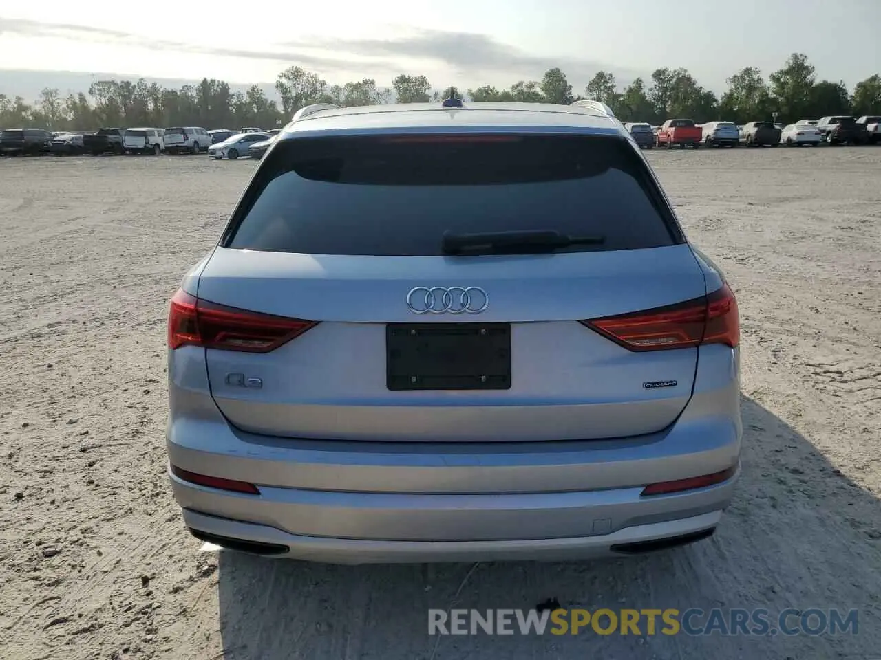 6 fotografías del automóvil dañado WA1AUCF3XM1136920 AUDI Q3 2021