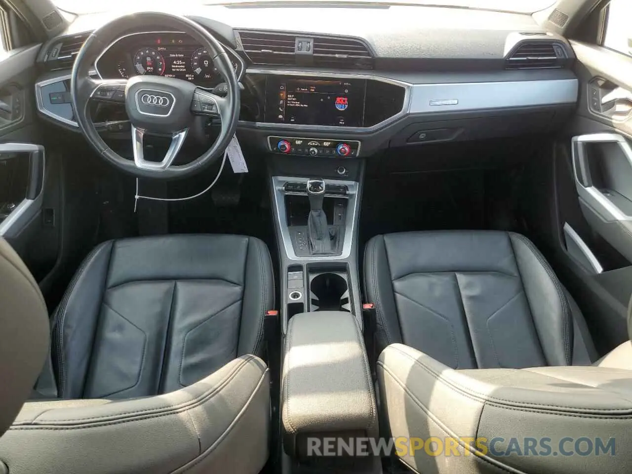 8 fotografías del automóvil dañado WA1AUCF3XM1136920 AUDI Q3 2021
