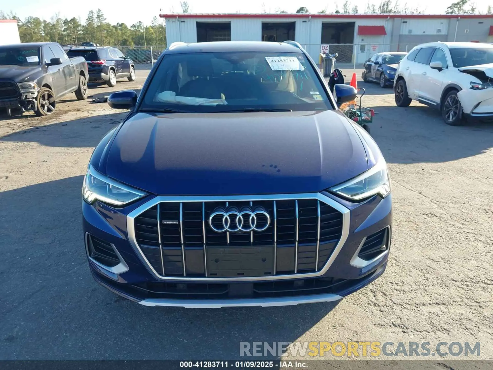13 fotografías del automóvil dañado WA1BUCF31M1080614 AUDI Q3 2021