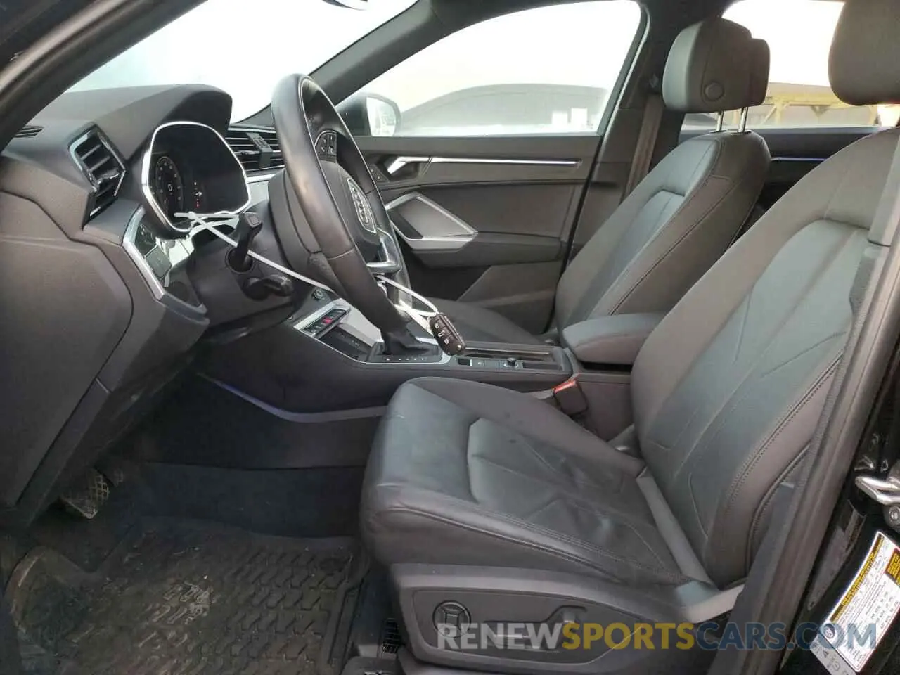 7 fotografías del automóvil dañado WA1BUCF32M1110302 AUDI Q3 2021