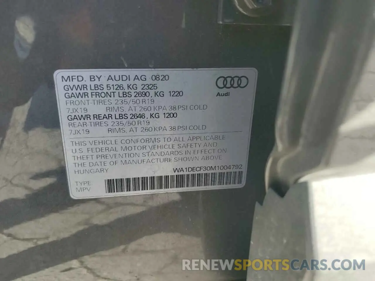 14 fotografías del automóvil dañado WA1DECF30M1004792 AUDI Q3 2021