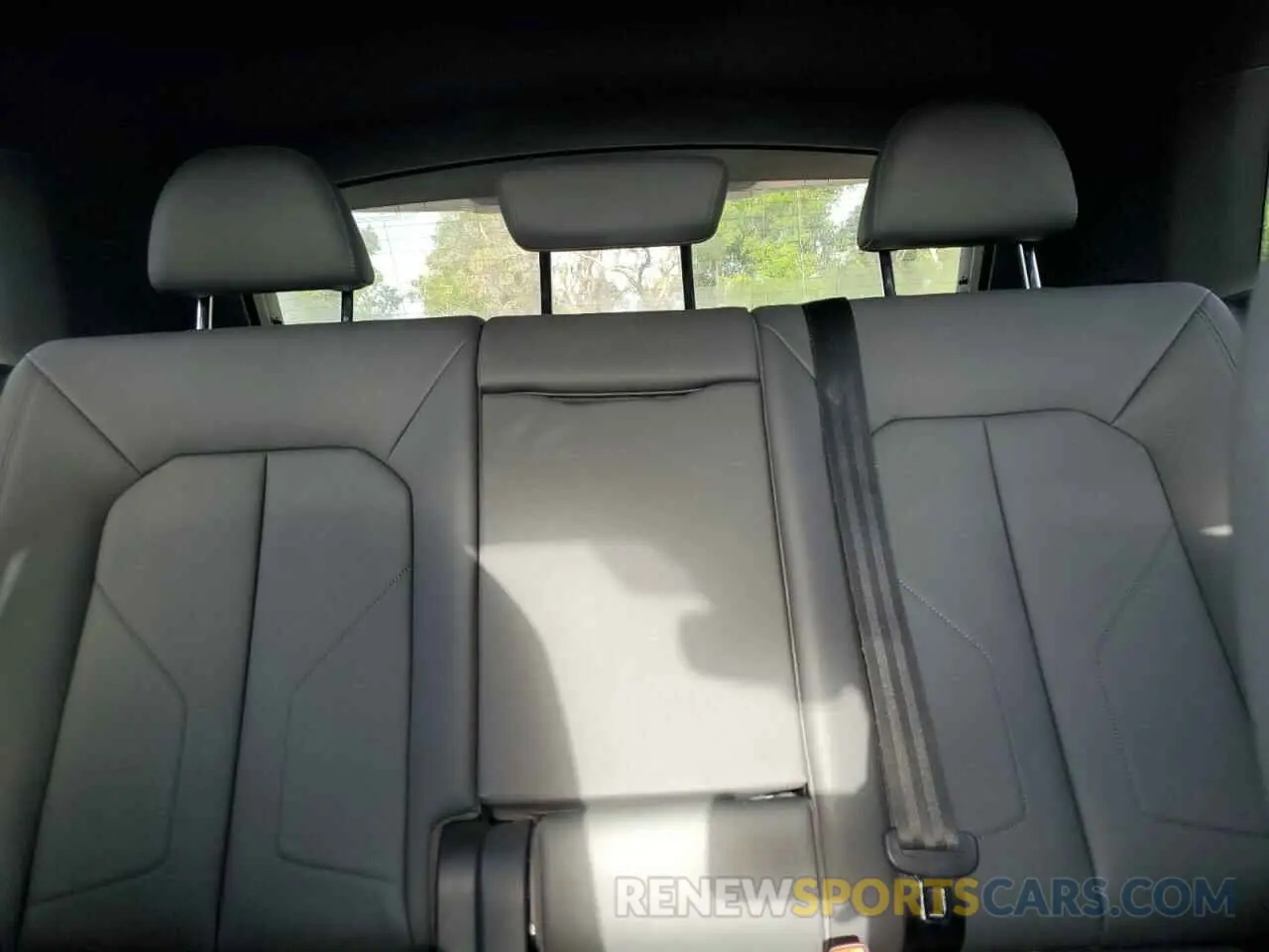 10 fotografías del automóvil dañado WA1DECF31M1014280 AUDI Q3 2021