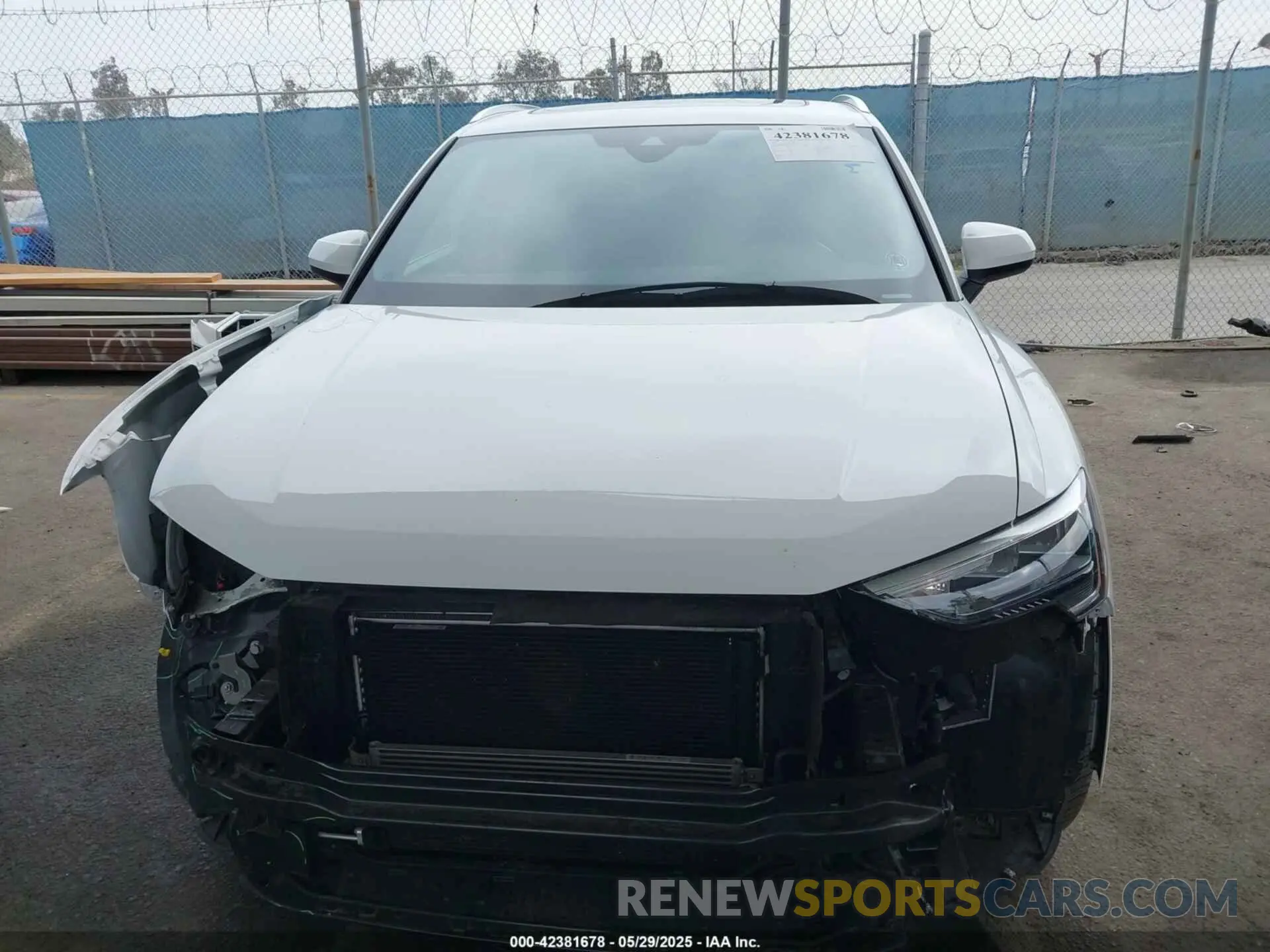 13 fotografías del automóvil dañado WA1DECF31M1074155 AUDI Q3 2021
