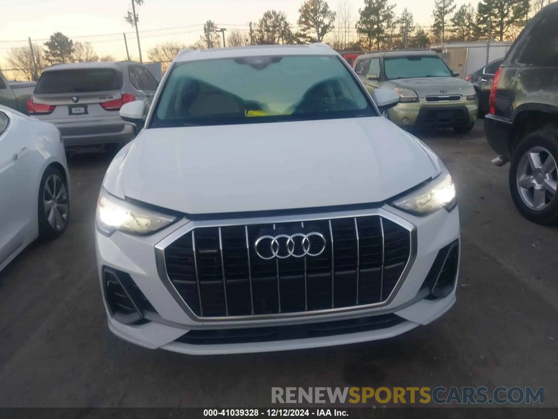 12 fotografías del automóvil dañado WA1DECF32M1023392 AUDI Q3 2021