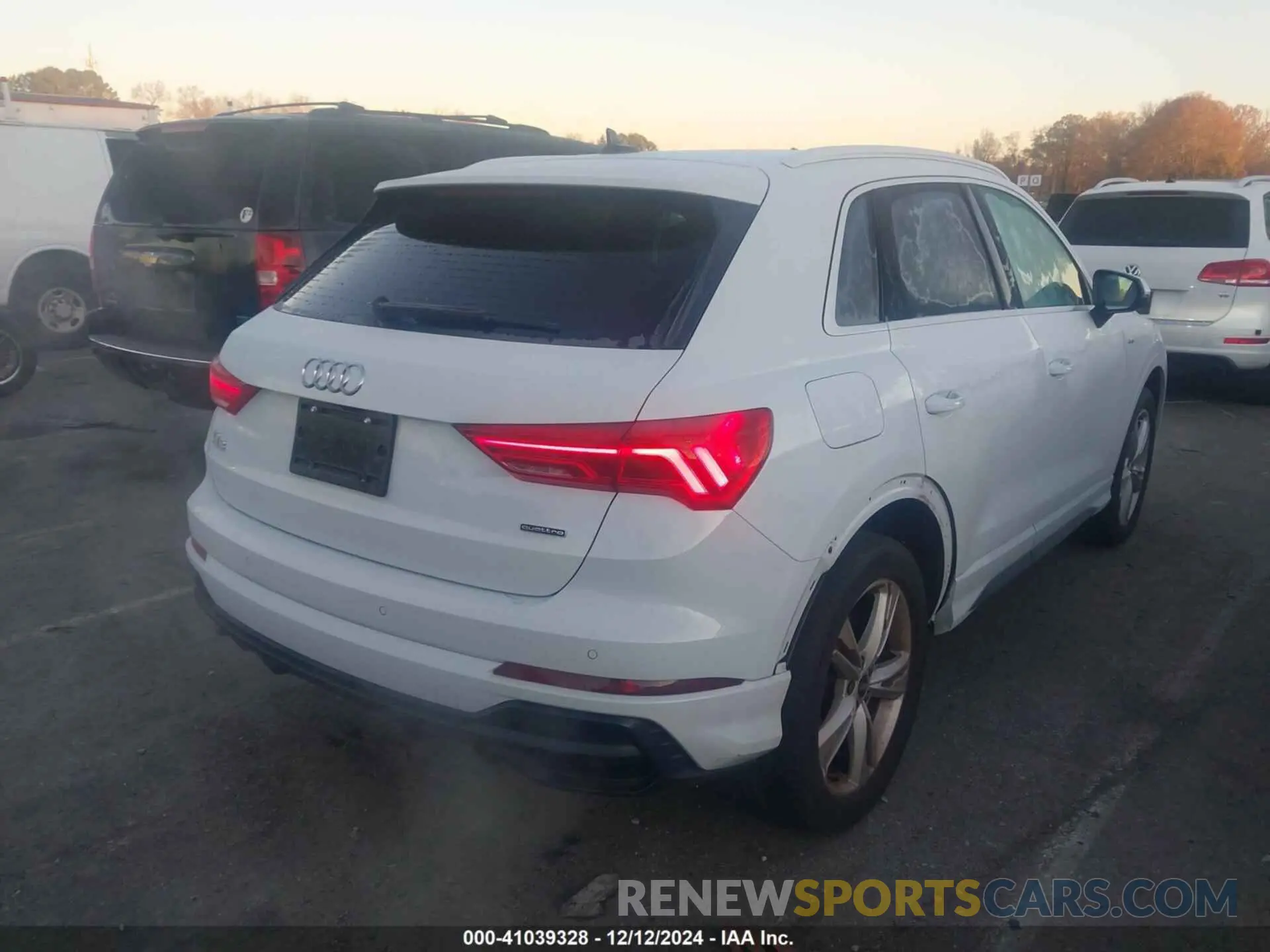 4 fotografías del automóvil dañado WA1DECF32M1023392 AUDI Q3 2021