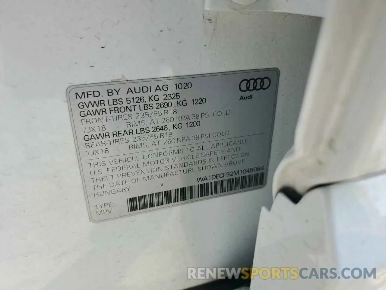 12 fotografías del automóvil dañado WA1DECF32M1045084 AUDI Q3 2021