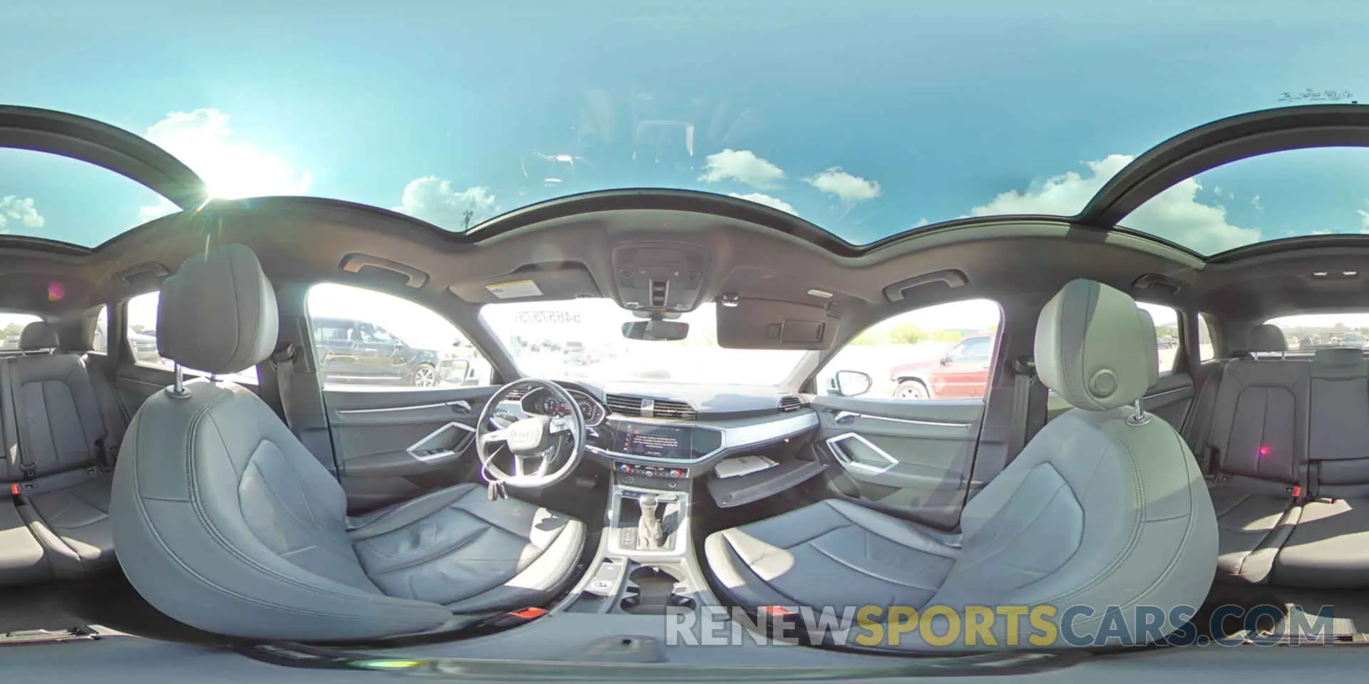 14 fotografías del automóvil dañado WA1DECF32M1045084 AUDI Q3 2021