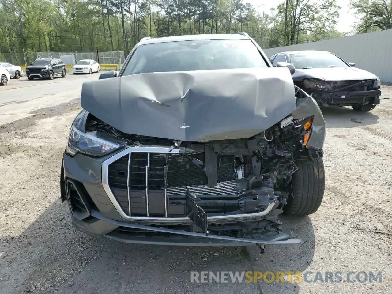 5 fotografías del automóvil dañado WA1DECF33M1082709 AUDI Q3 2021
