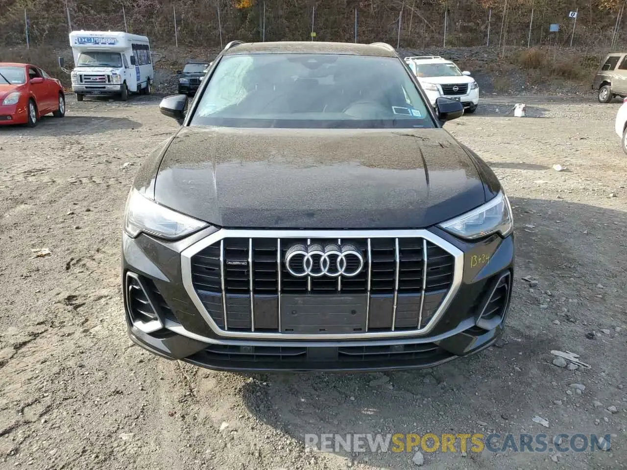 5 fotografías del automóvil dañado WA1DECF34M1013348 AUDI Q3 2021