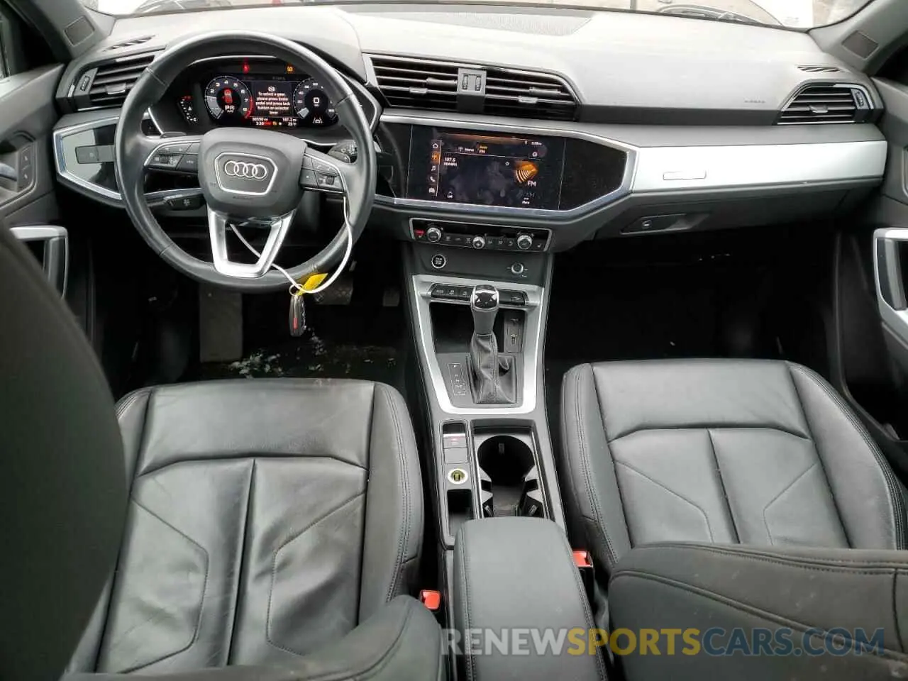 8 fotografías del automóvil dañado WA1DECF34M1013785 AUDI Q3 2021