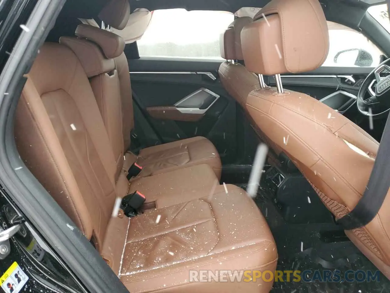 11 fotografías del automóvil dañado WA1DECF34M1129178 AUDI Q3 2021