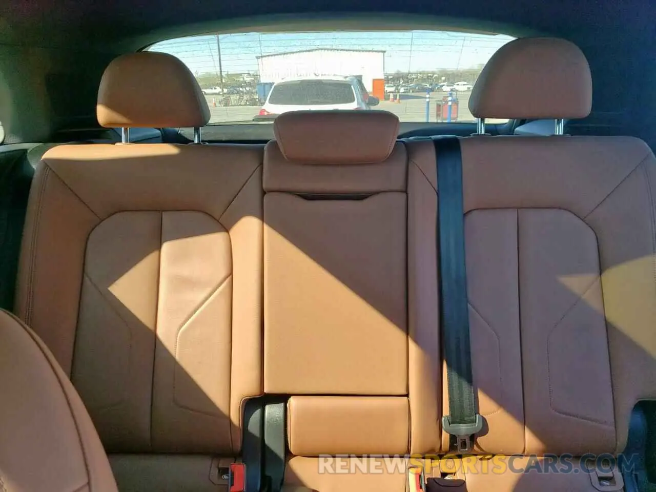 10 fotografías del automóvil dañado WA1DECF36M1014758 AUDI Q3 2021