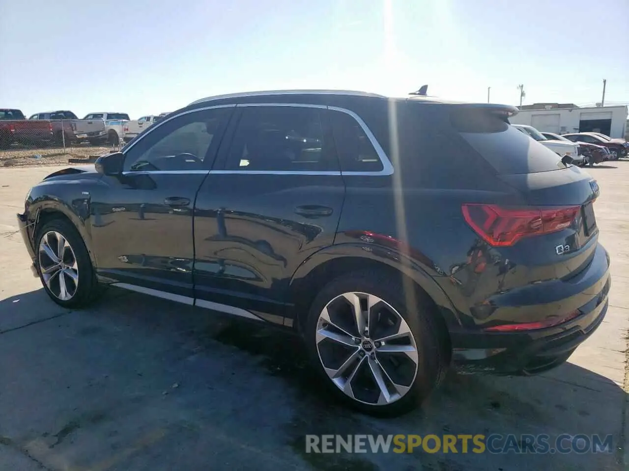 2 fotografías del automóvil dañado WA1DECF36M1014758 AUDI Q3 2021