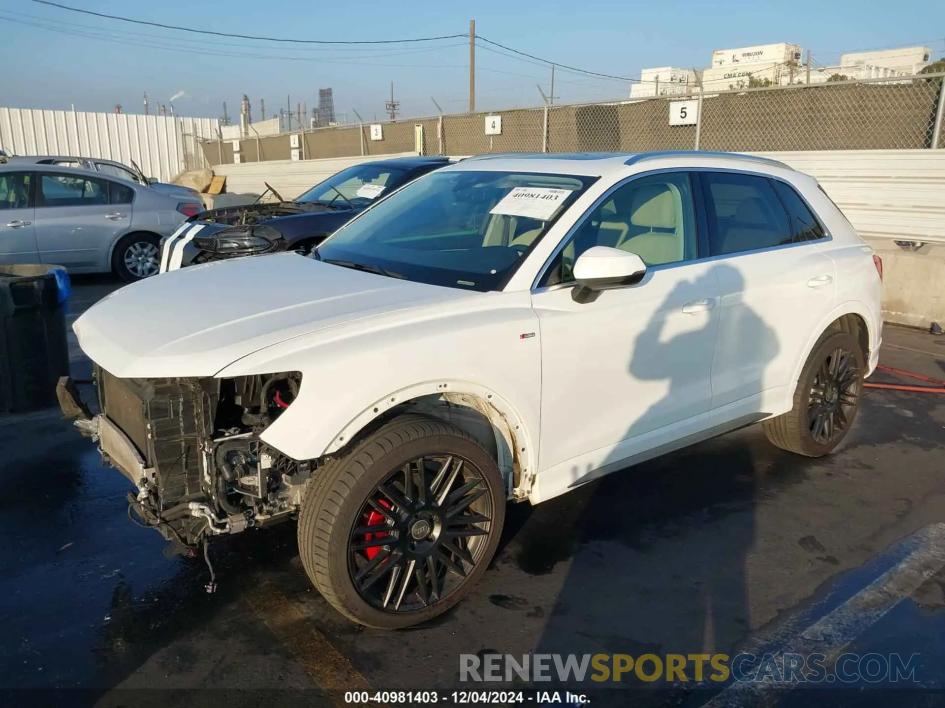 2 fotografías del automóvil dañado WA1DECF36M1038042 AUDI Q3 2021