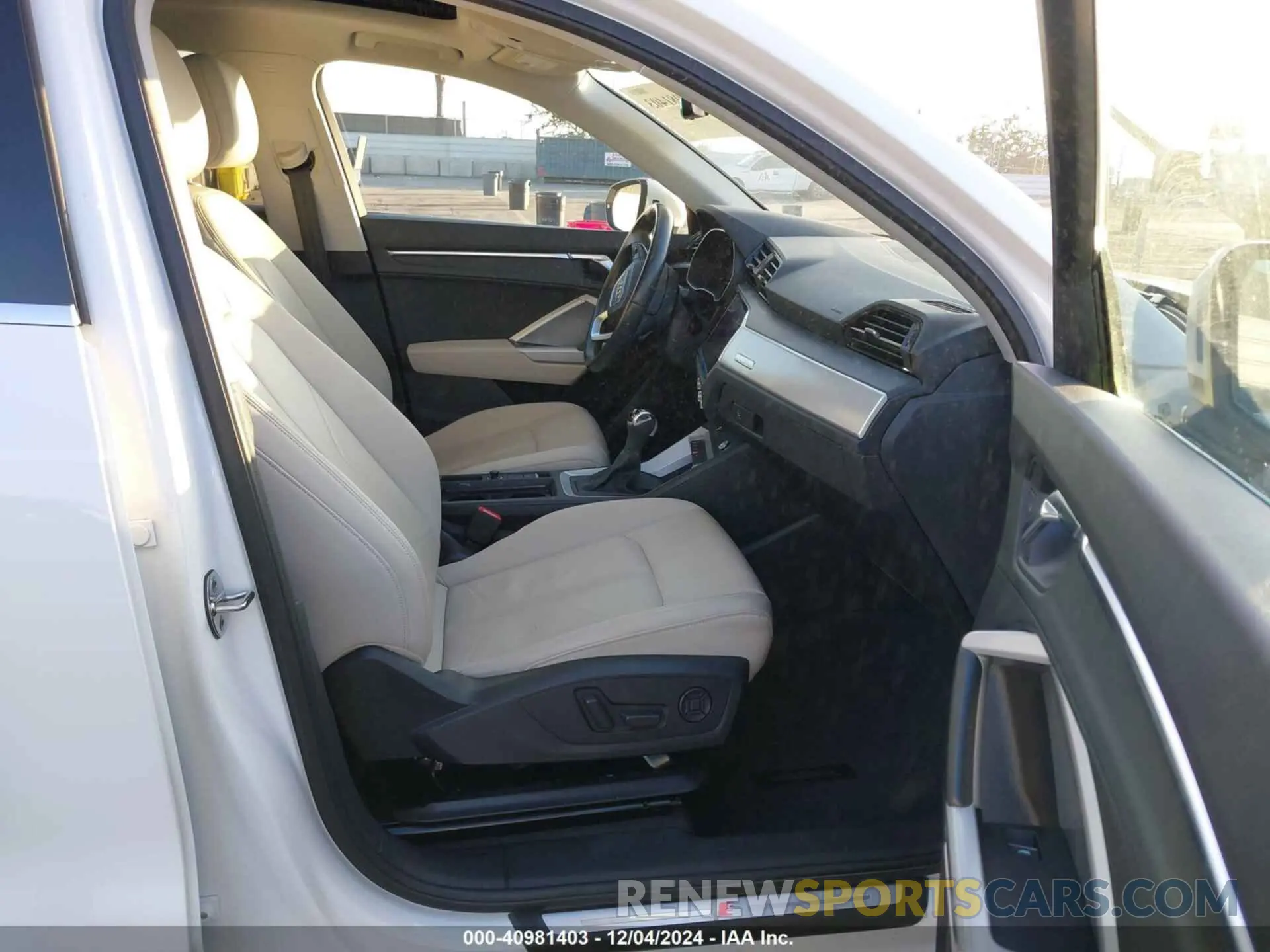 5 fotografías del automóvil dañado WA1DECF36M1038042 AUDI Q3 2021