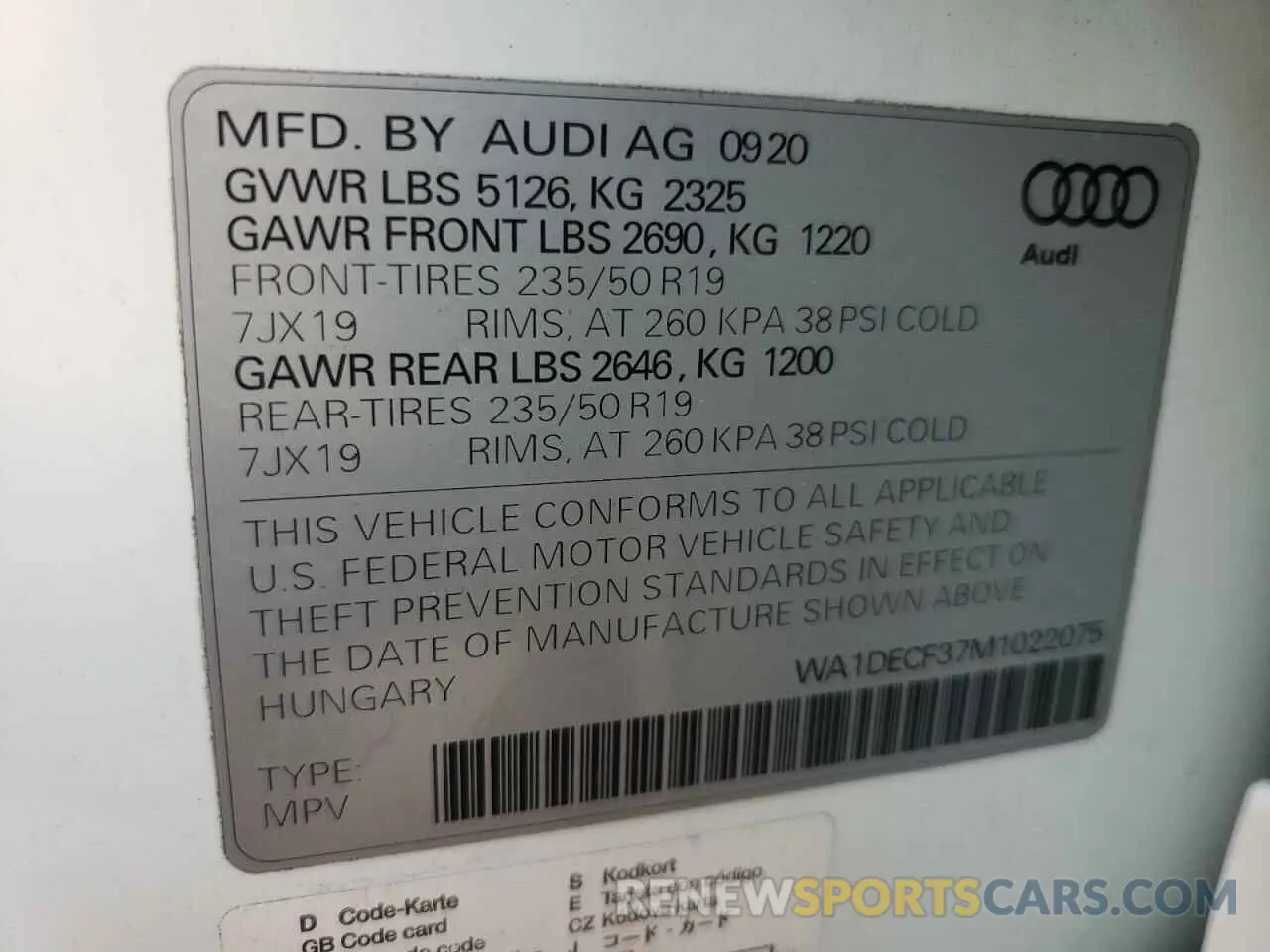 10 fotografías del automóvil dañado WA1DECF37M1022075 AUDI Q3 2021
