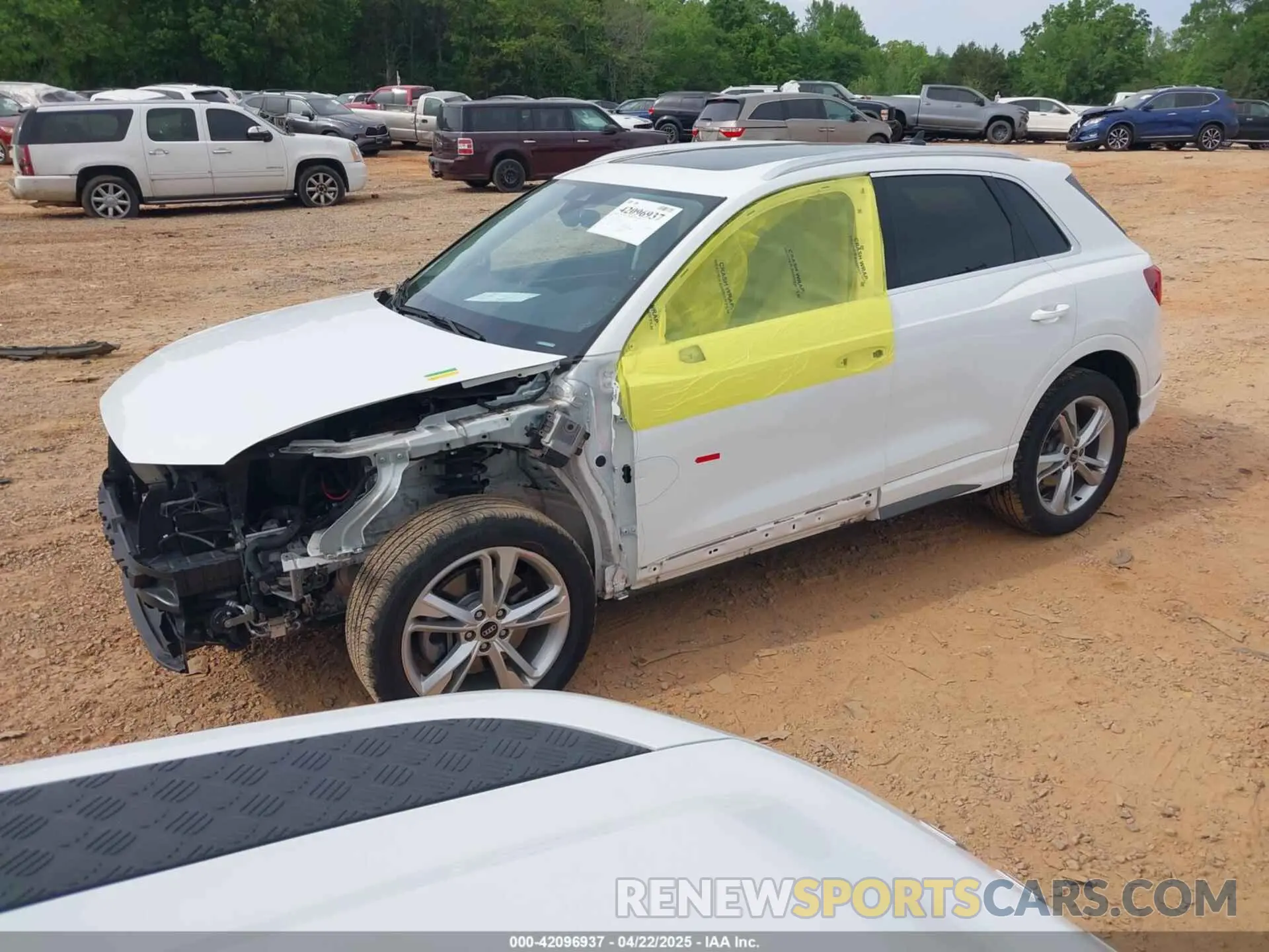 2 fotografías del automóvil dañado WA1DECF37M1037711 AUDI Q3 2021