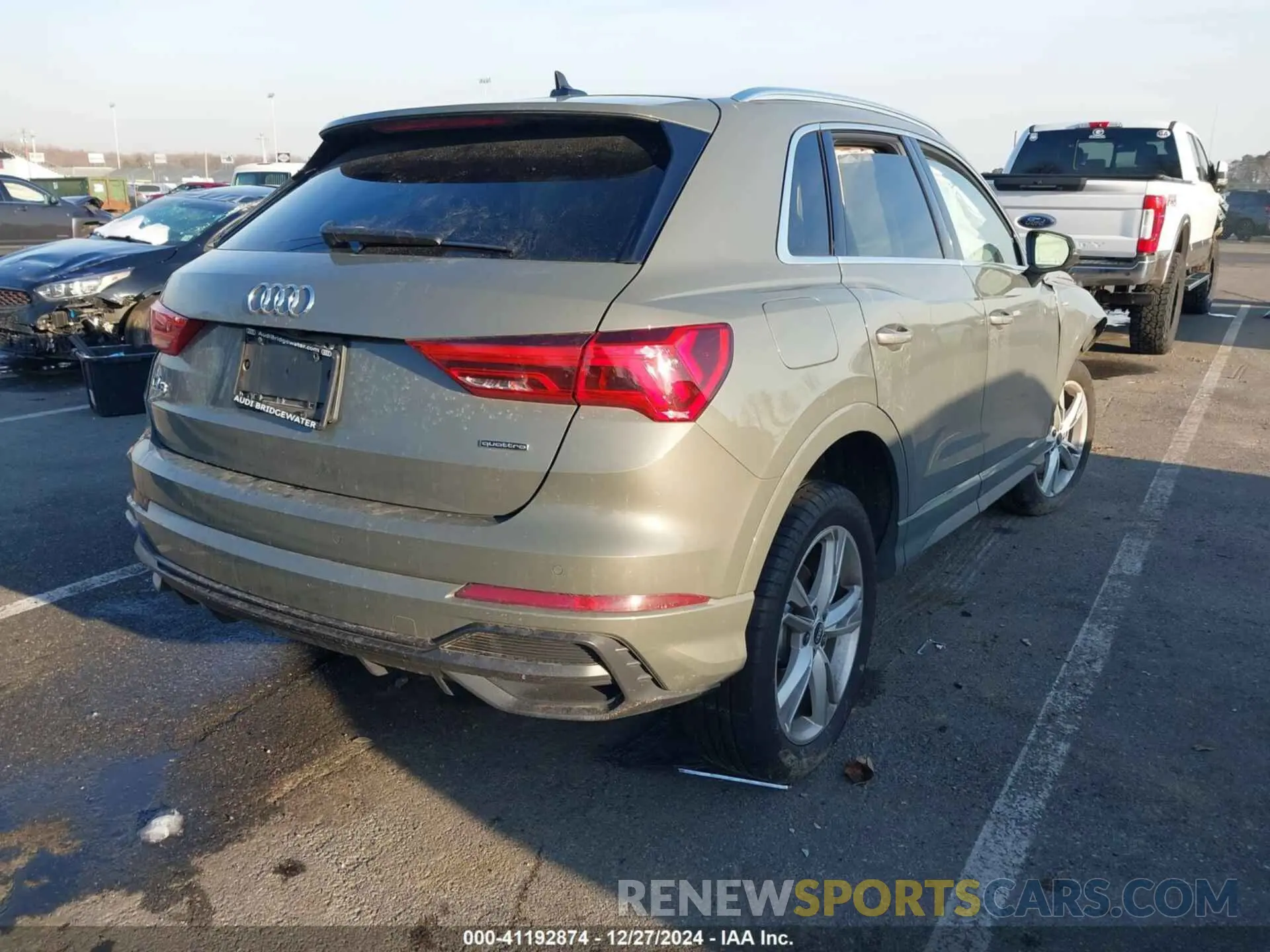 4 fotografías del automóvil dañado WA1DECF37M1075942 AUDI Q3 2021