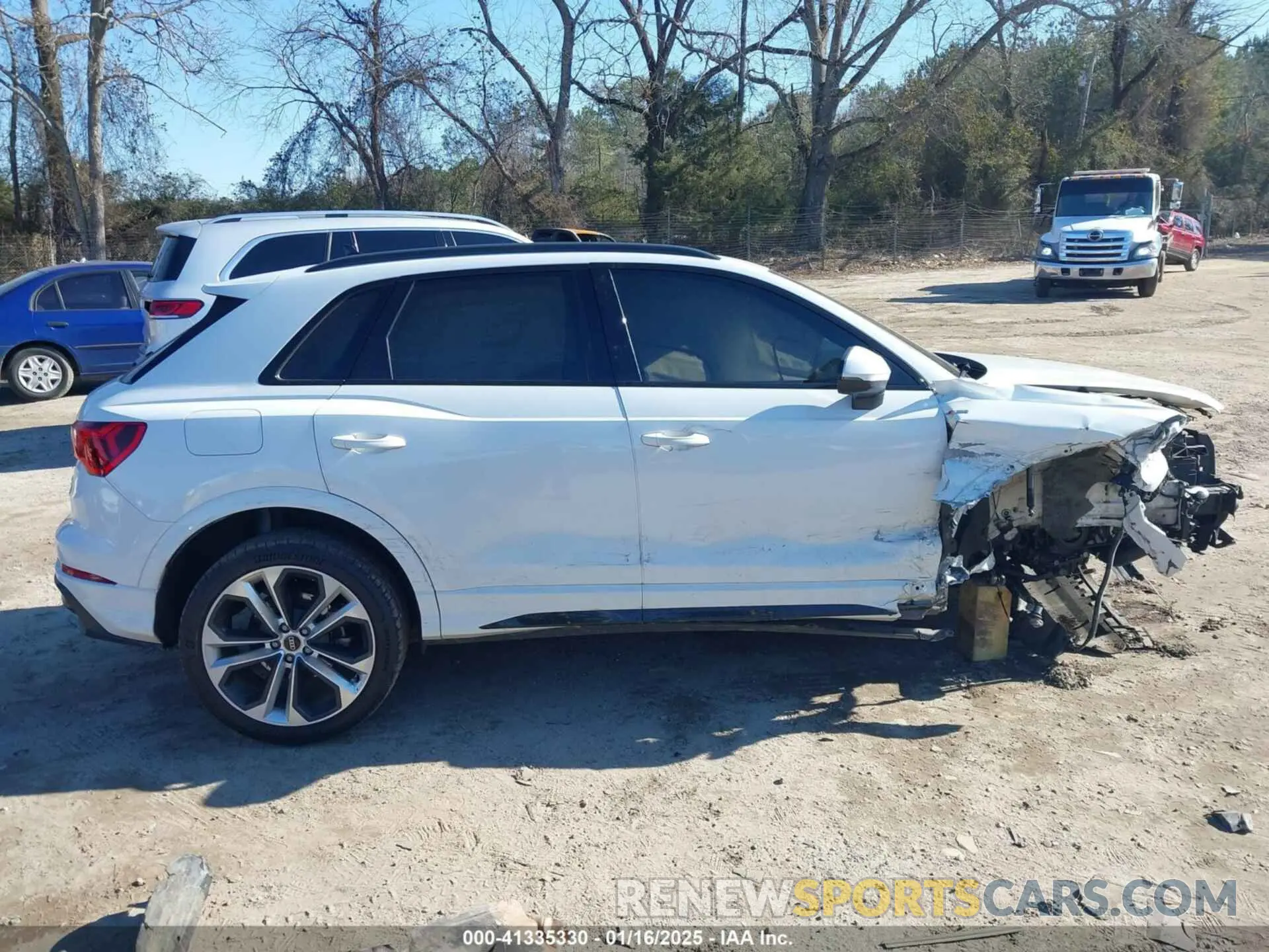 12 fotografías del automóvil dañado WA1DECF37M1149439 AUDI Q3 2021