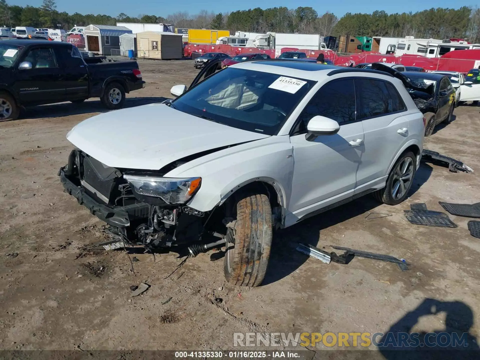 2 fotografías del automóvil dañado WA1DECF37M1149439 AUDI Q3 2021