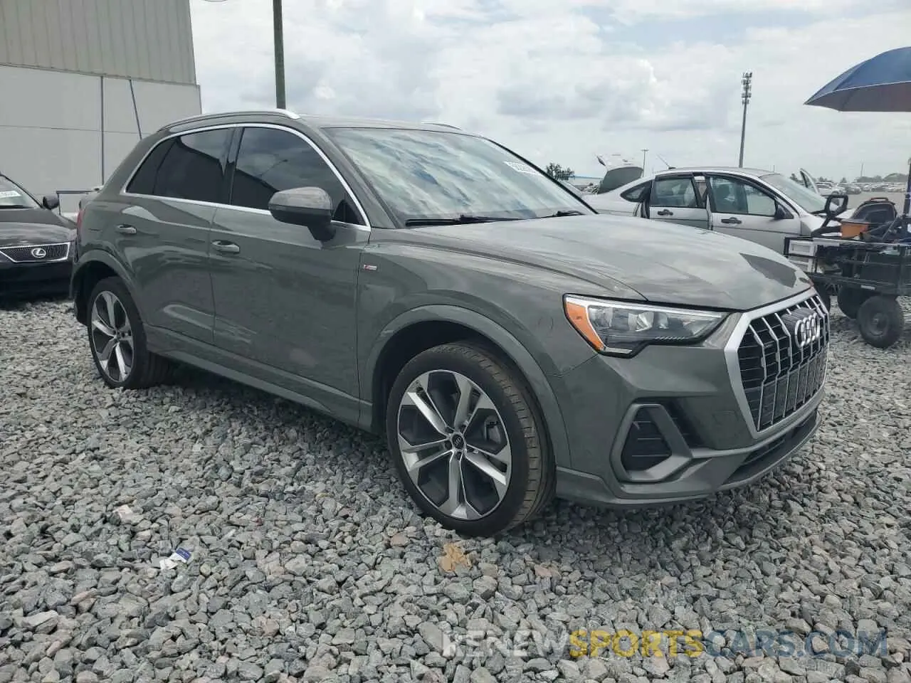 4 fotografías del automóvil dañado WA1DECF39M1072069 AUDI Q3 2021