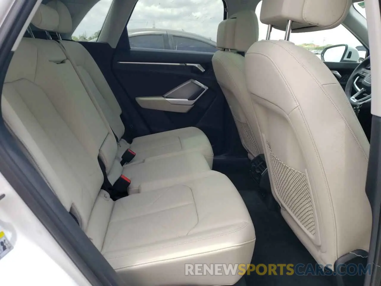 6 fotografías del automóvil dañado WA1DECF39M1153136 AUDI Q3 2021
