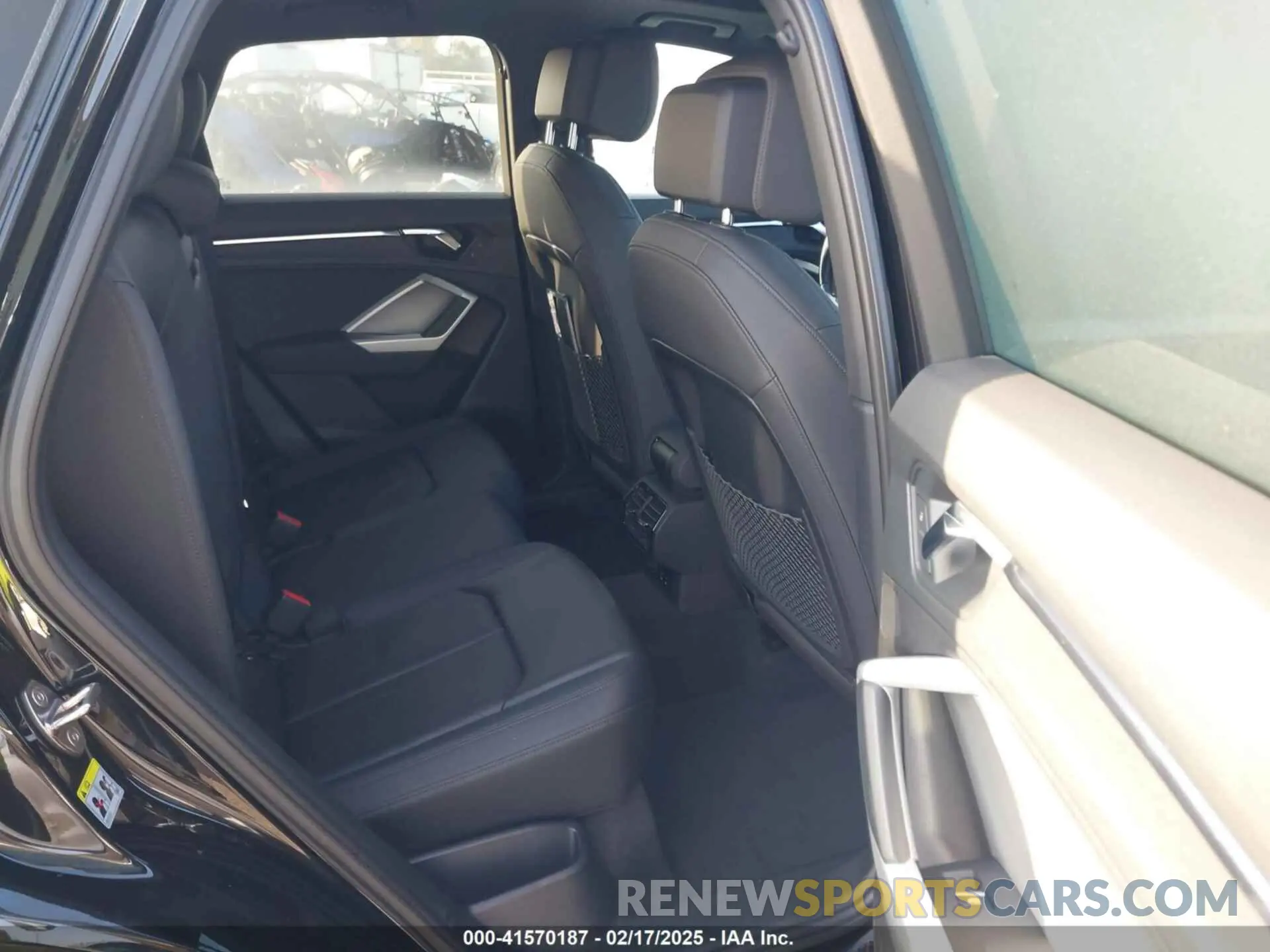 5 fotografías del automóvil dañado WA1DECF3XM1008140 AUDI Q3 2021