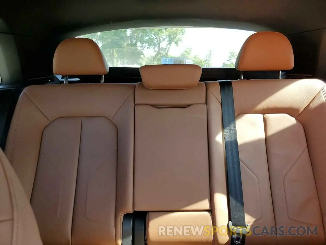 10 fotografías del automóvil dañado WA1EECF31M1117218 AUDI Q3 2021